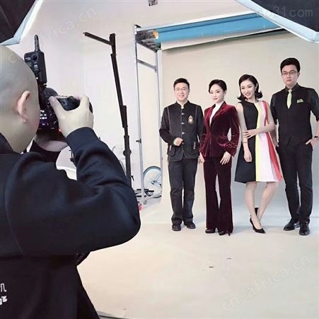 企业员工福利上门化妆造型团队形象照证件照拍摄