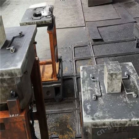 出售二手海天HTM35GLE栋梁五面体龙门加工中心二手3X6米龙门