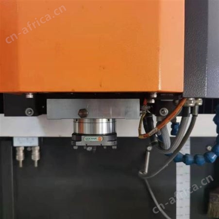 现货出售二手外企少用夏米尔FO350SP火花机2013年出厂1台带刀库