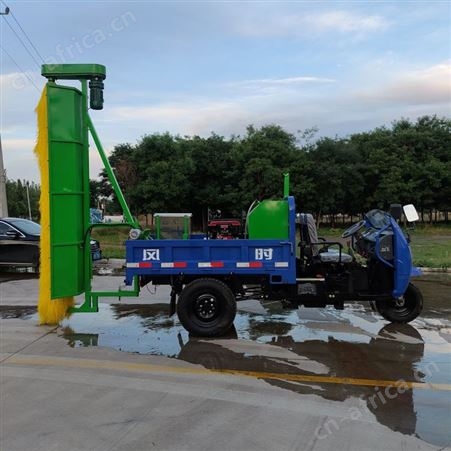 全自动围挡滚刷式清洗车 隔离栏杆高压清洗机 转弯灵活盛祥顺