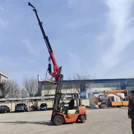 全回转改装式 空间货物装卸搬运车 叉车吊车大型一体机